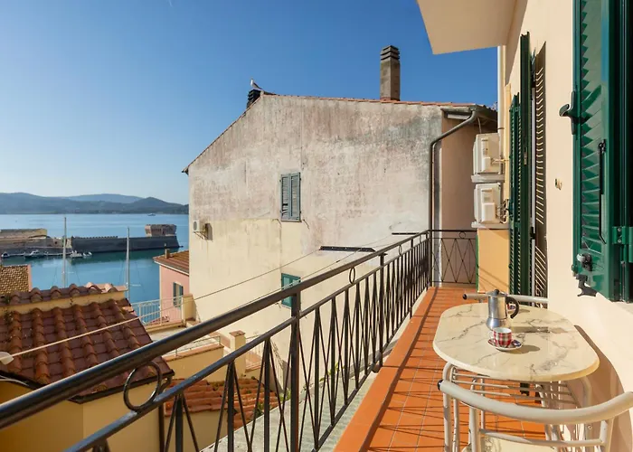 Casa Vista Darsena - Helloelba * Portoferraio